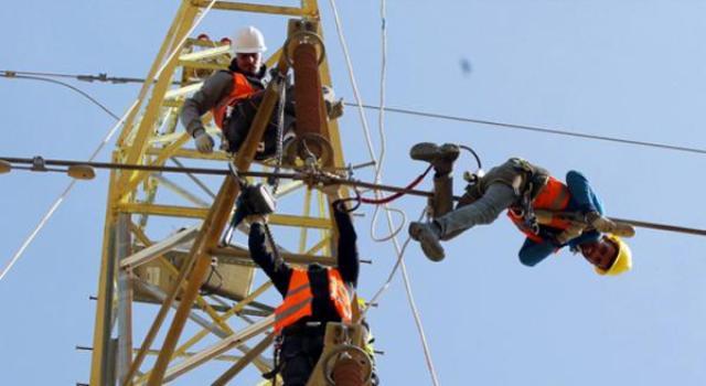 فصل مبرمج للتيار الكهربائي عن مناطق في ديرعلا الثلاثاء