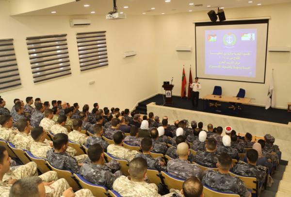 افتتاح 11 دورة في قيادة القوة البحرية والزوارق الملكية
