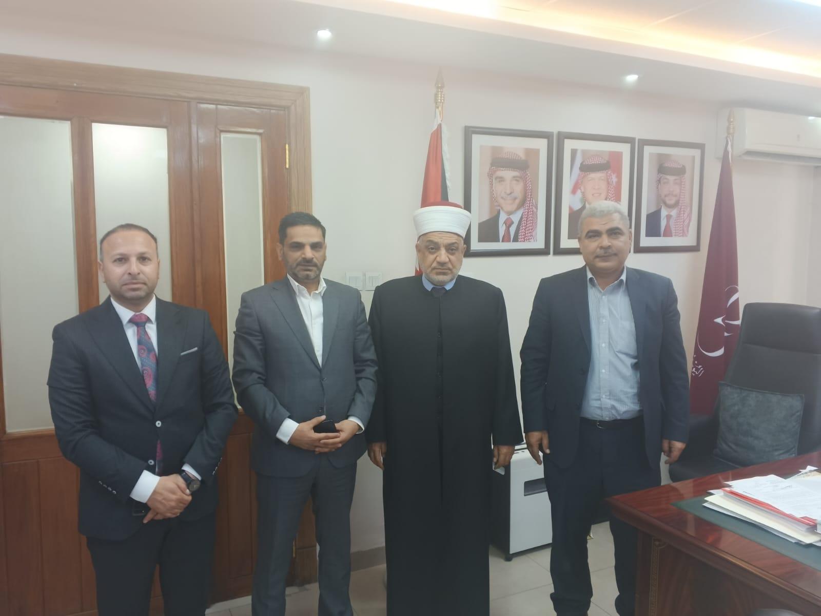 وزير الأوقاف :زيادة اعداد المشاركين ببعثة الحج الاعلامية الى 16