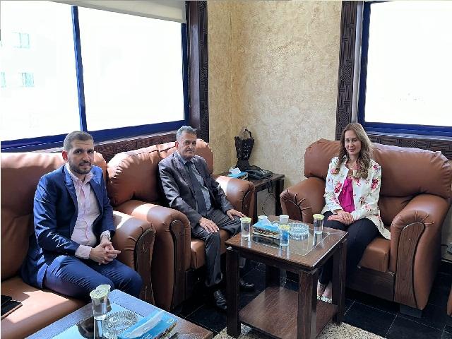 وفد من جمعية البيئة يزور كلية الزرقاء التقنية ..صور