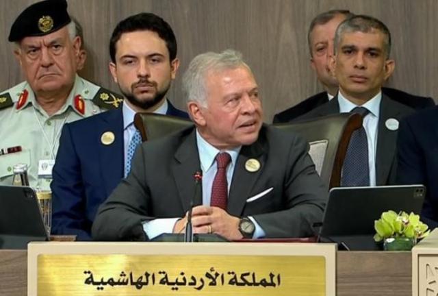 الملك: أهل غزة لا يريدون خطابات بل إجراءات .. وننظر بامكانية استخدام طائرات عمودية