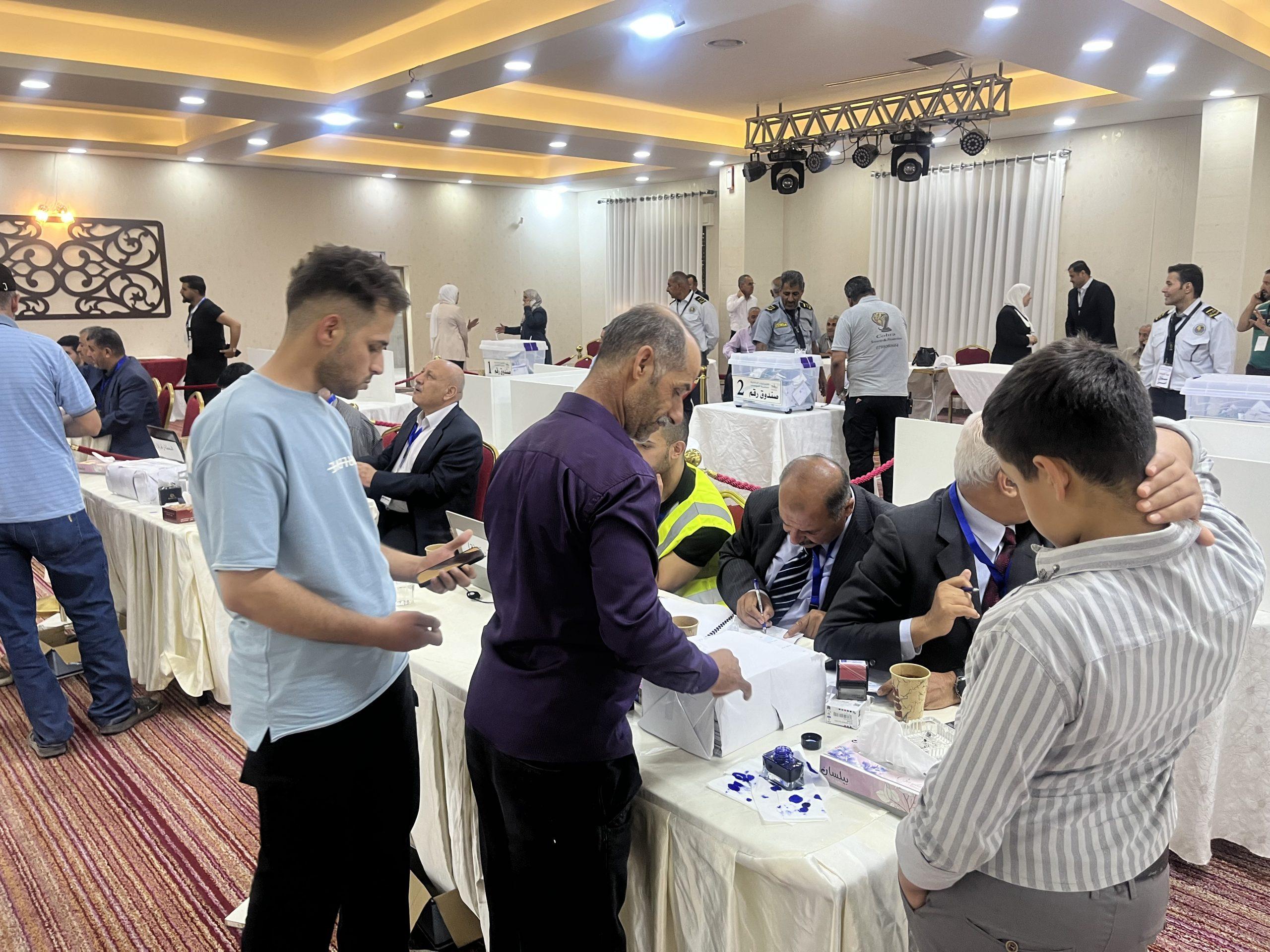 الانتخابات الداخلية لعشيرة المومنية 2172 صوت( تحديث مستمر)