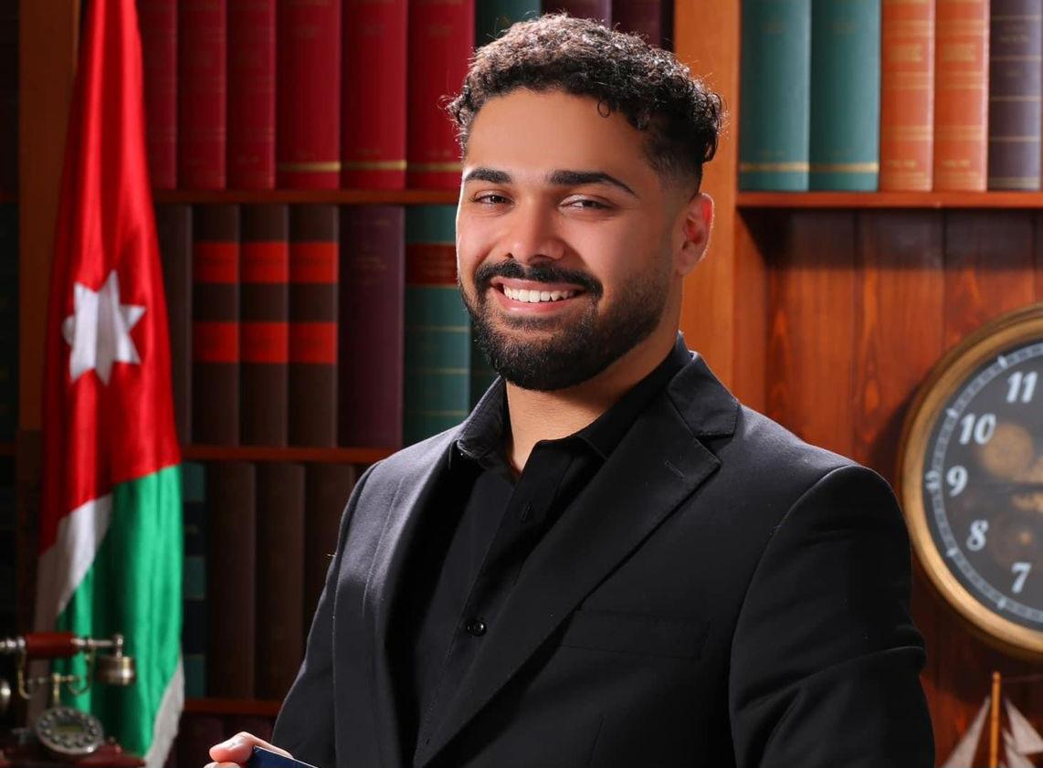 عبد الله احمد المومني.مبارك التخرج