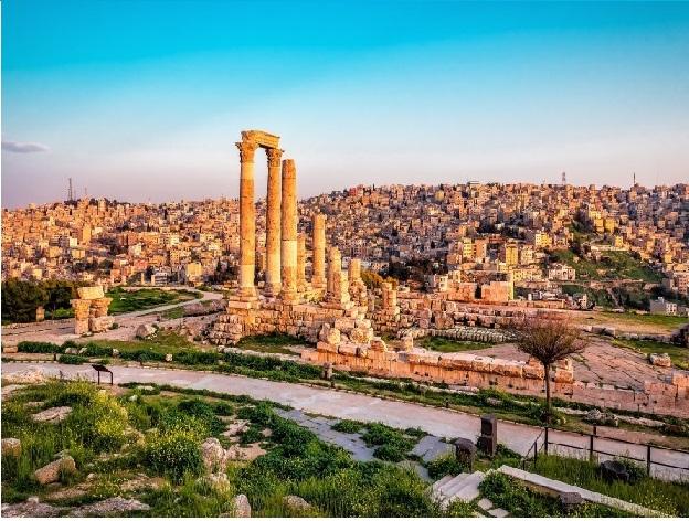 أجواء صيفية اليوم وكتلة هوائية حارة الخميس