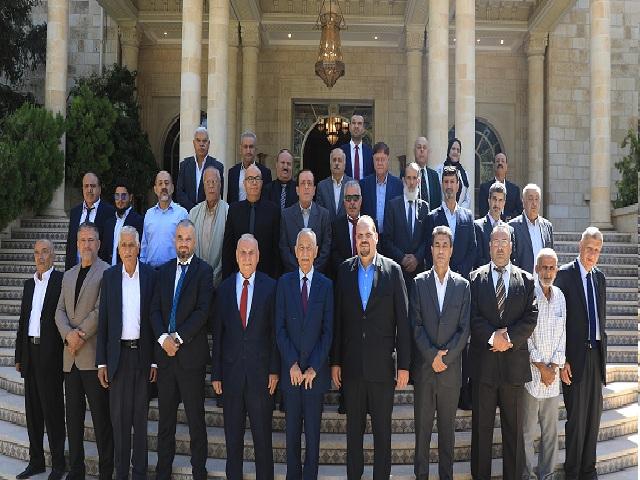 العيسوي يلتقي وفدين من أبناء بيت محسير والفلاحين بالرمثا (صور)