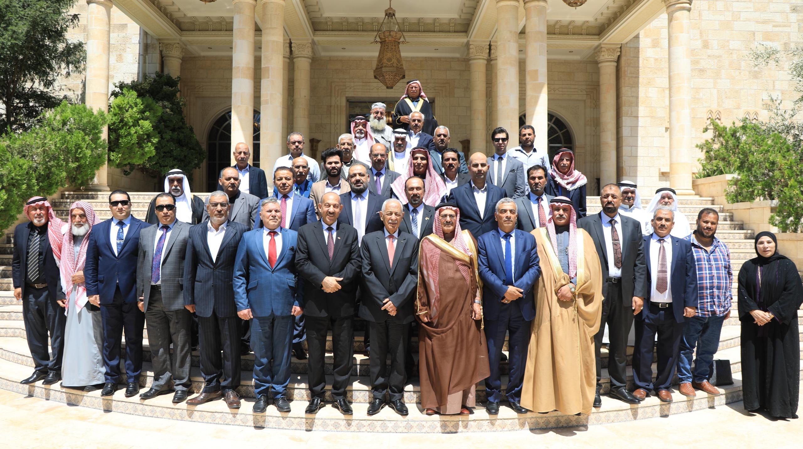 العيسوي يلتقي وفود شعبية من جرش والطفيلة وعشائر الفالوجة بالأردن