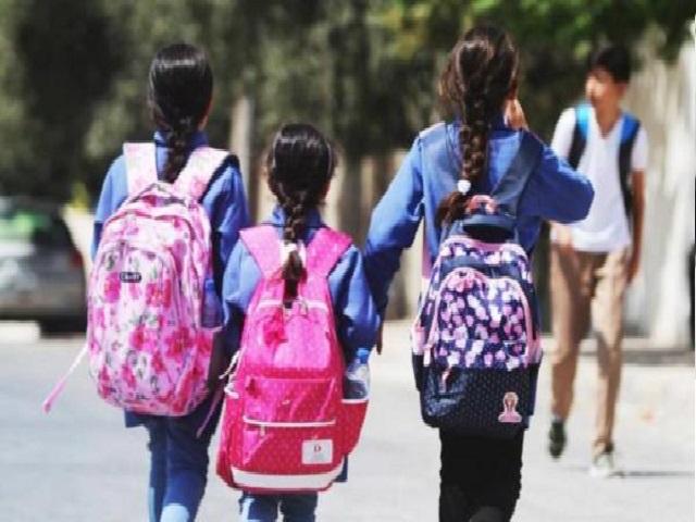 التربية للطلبة: إعادة الصف لمن تزيد غياباته عن 20 يوما