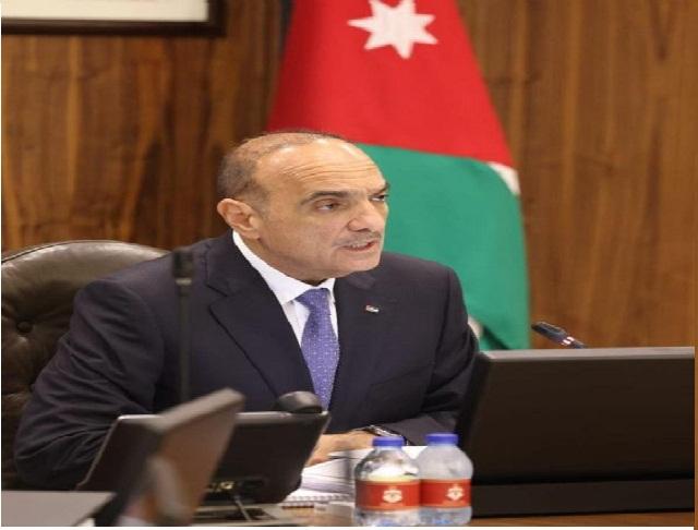 الخصاونة: لجنة الشراء تتخذ قرار الناقل الوطني وتباشر بالمفاوضات