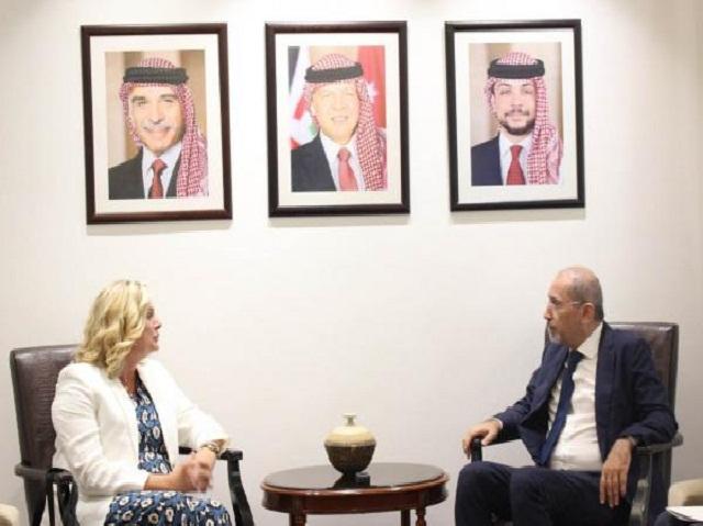 الصفدي يلتقي رئيسة بعثة المراقبة الأوروبية للانتخابات النيابية