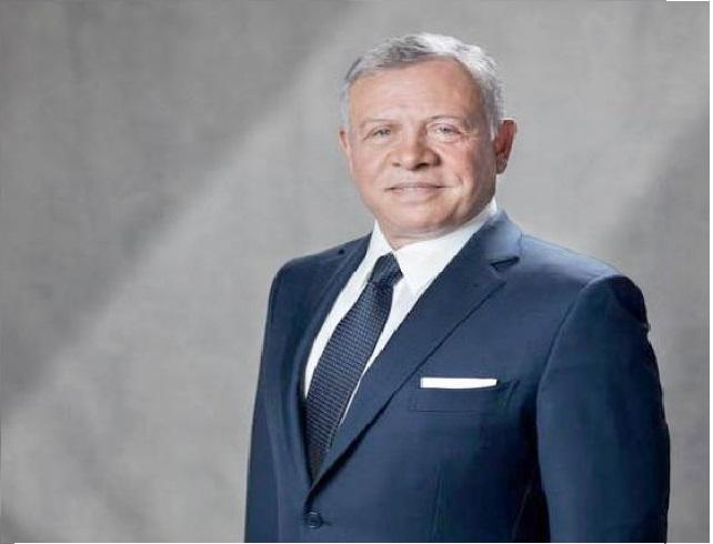 الملك يهنئ الرئيس الجزائري بإعادة انتخابه