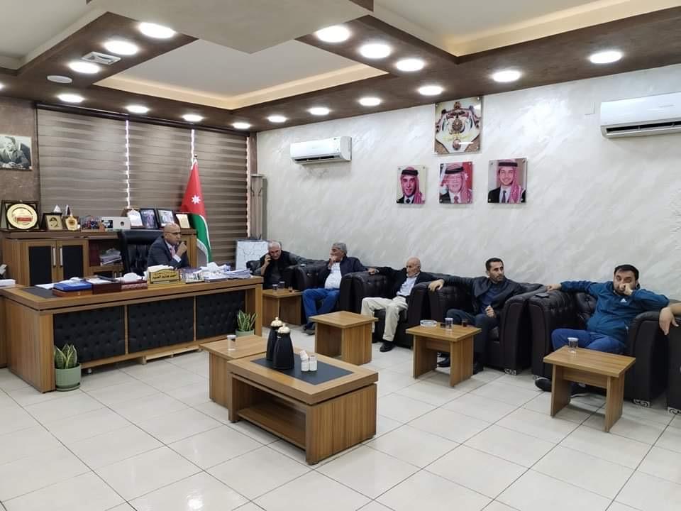 بحث التعاون ما بين بلدية جرش وسلطة المياه