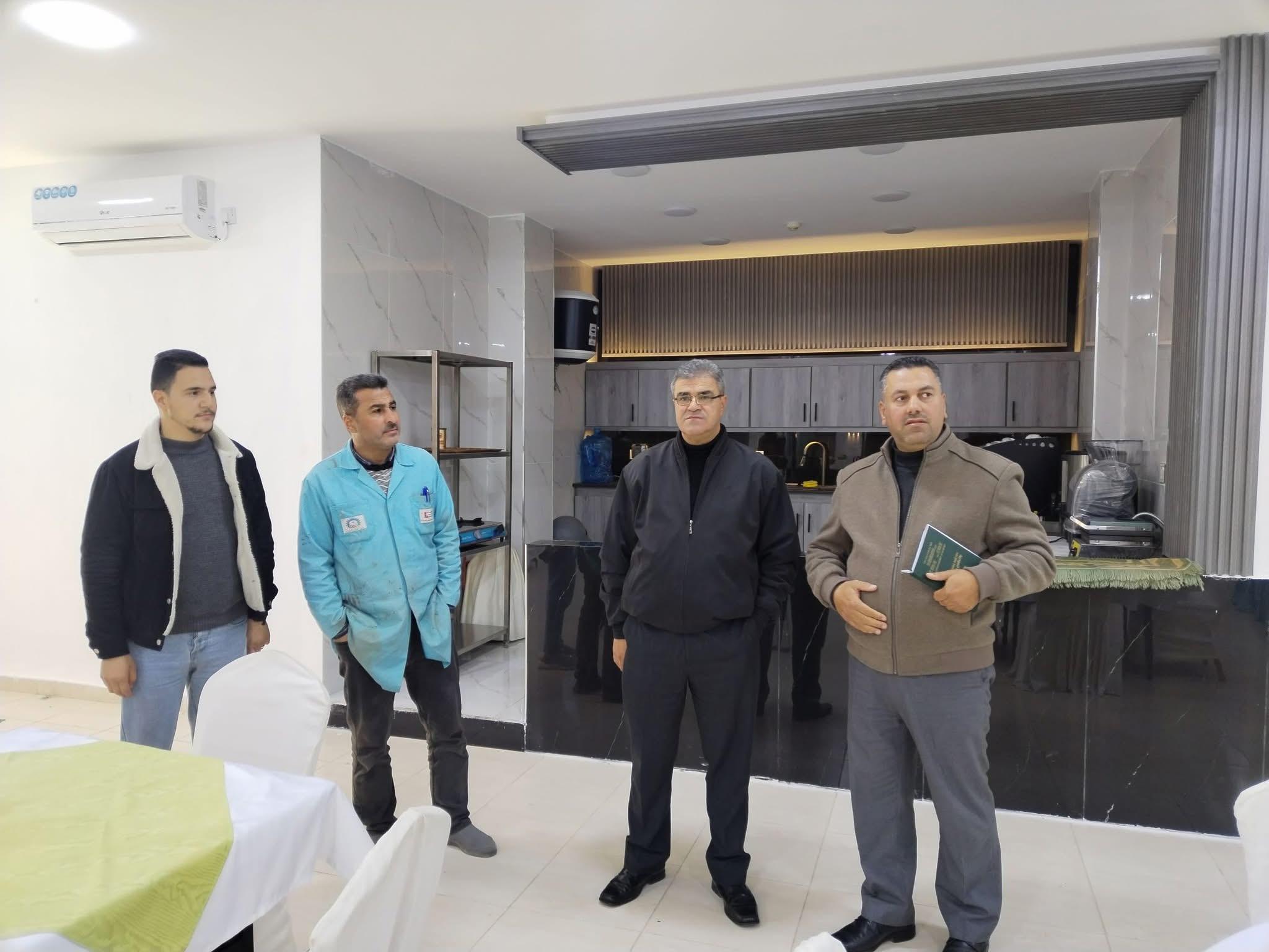 القضاه يزور معهد تدريب مهني عجلون
