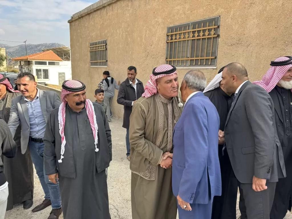 الشيخ ناصر الدباس يقيم مأدبة غداء بحضور نواب وشخصيات رسمية وشعبية(صور)