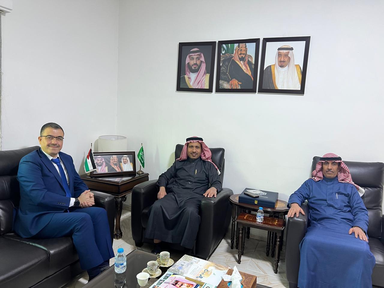 رئيس جامعة عجلون الوطنية يزور الملحقية الثقافية السعودية في الأردن