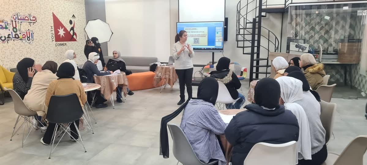 انطلاق دورة اللغة الإنجليزية المتقدمة في مركز شباب وشابات عجلون النموذجي