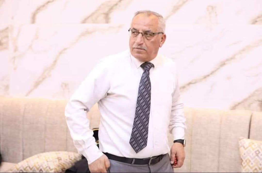 القلم الأصفر والقلم الحر.....