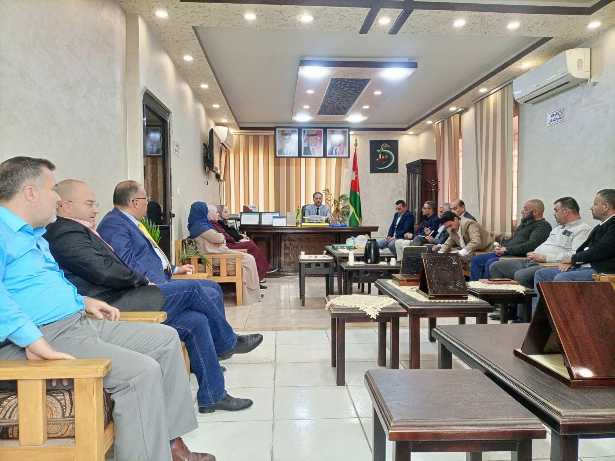 تربية جرش تبحث الاستعدادات النهائية لاختبار بيزا الدولي