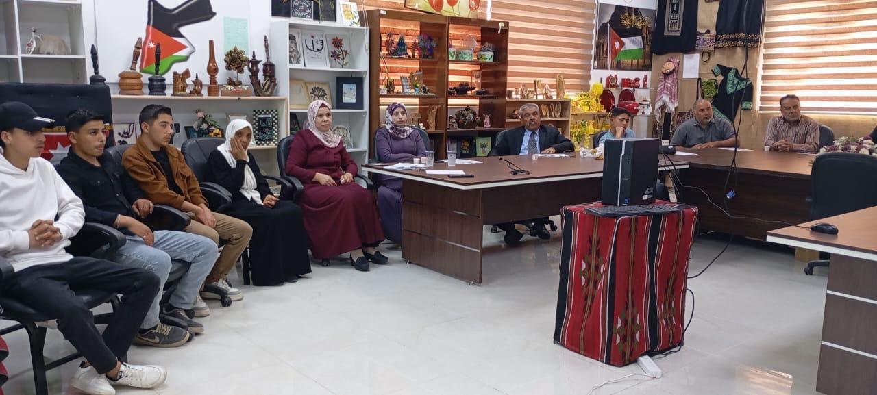 مركز شباب وشابات كفر الماء ينظم ورشة حول الإدارة المتكاملة لأشجار الزيتون.