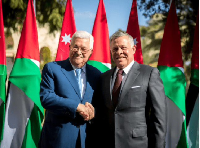 عباس للملك: استهداف الأردن هو استهداف لفلسطين