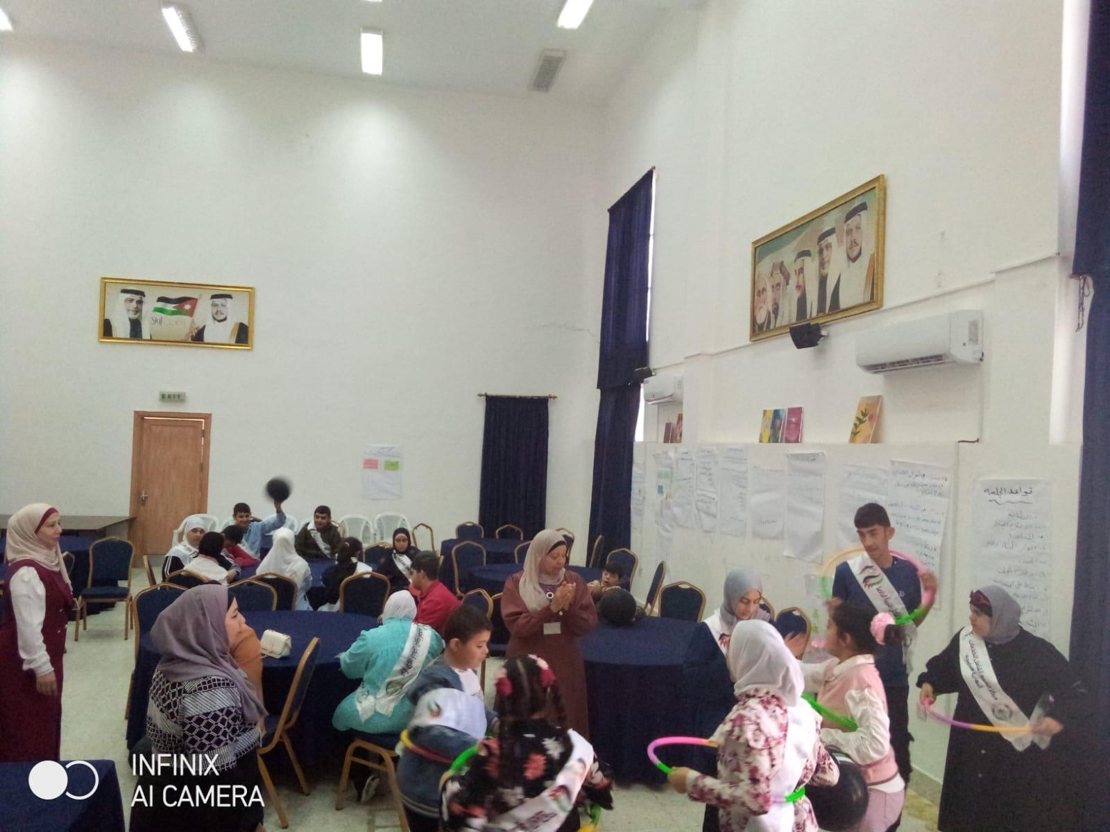 دورة تدريبية في مركز شابات دير أبي سعيد حول مهارات إدارة الذات لذوي الإعاقة