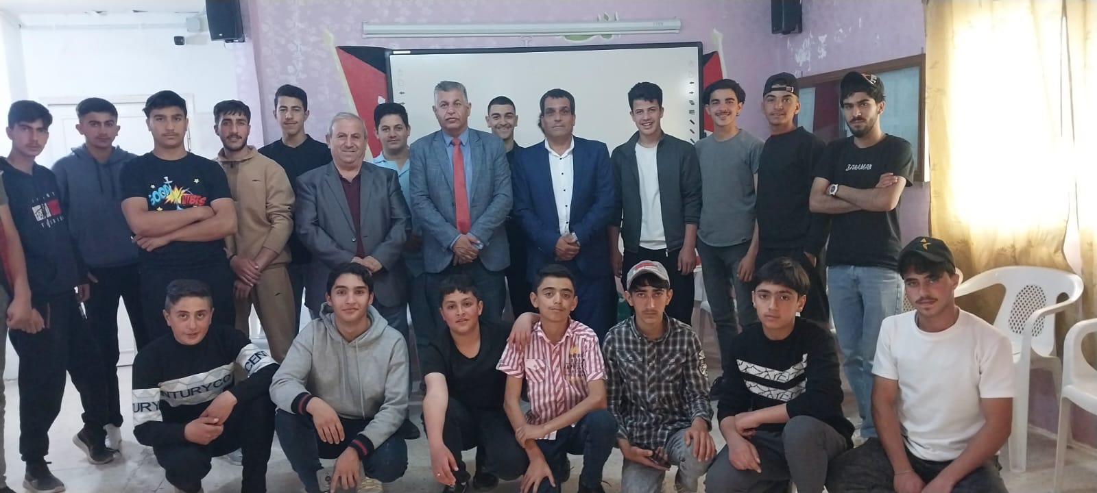 ورشة عمل حول 