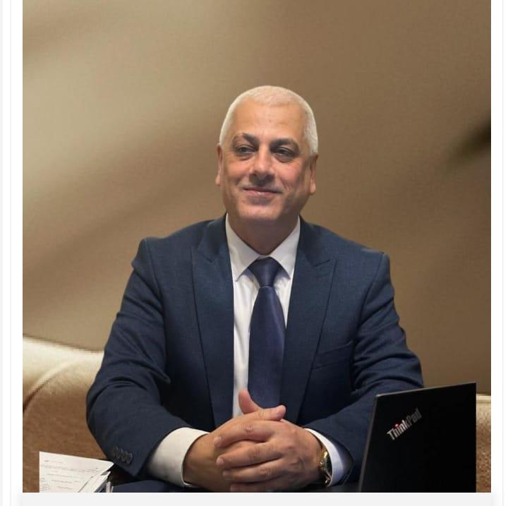 مبارك الدكتوراه للمستشار القانوني مهند الصمادي