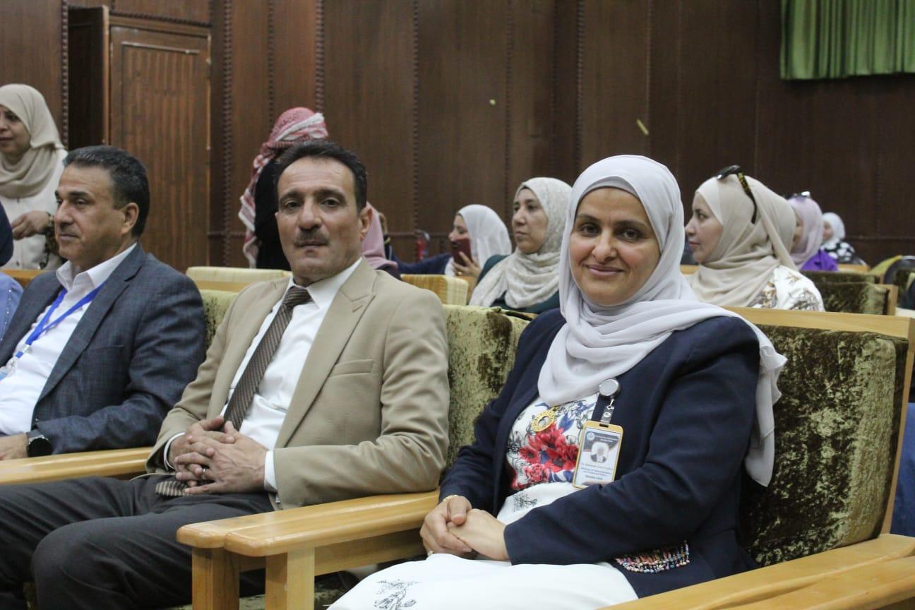 الدكتورة بسمة فريحات تفتتح فعالية لدعم مبادرة القراءة والحساب في قسم تكنولوجيا التعليم والمعلومات بمدرسة الرازي