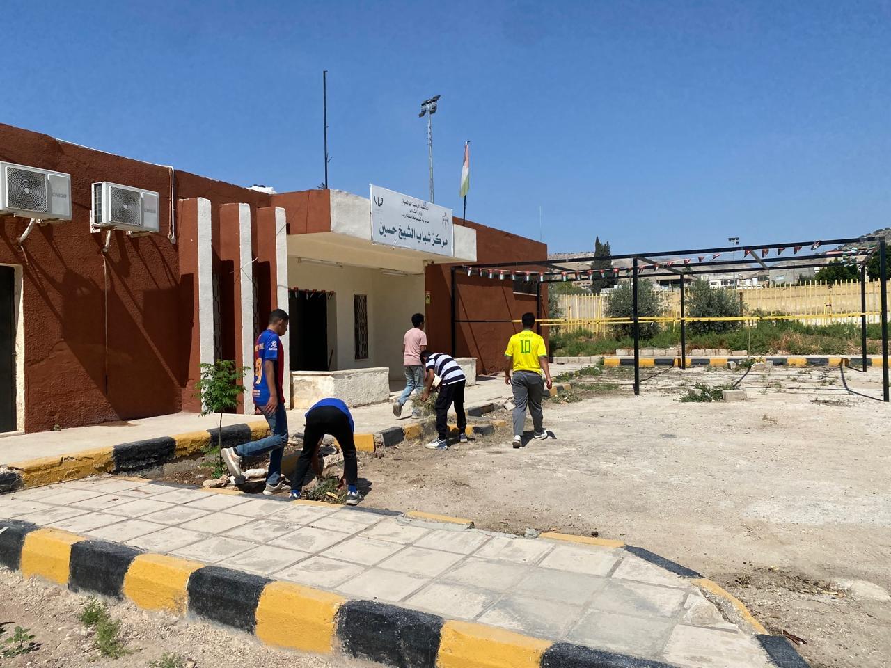 “مركز شباب الشيخ حسين يختتم فعاليات معسكر العمل الزراعي