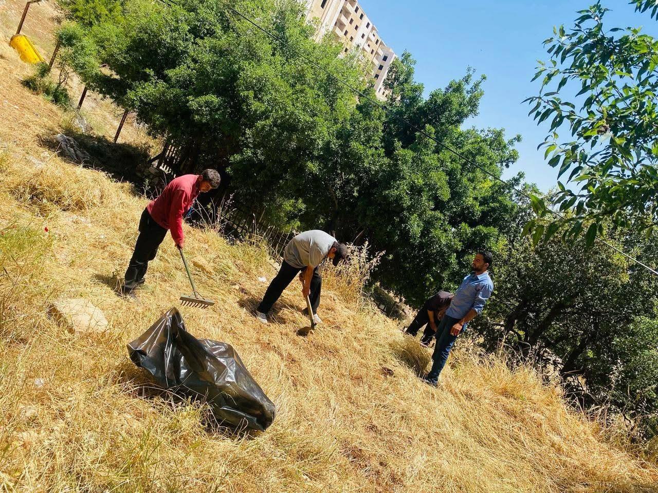 اثار عجلون تواصل أعمال الصيانة والتعشيب في المواقع الأثرية