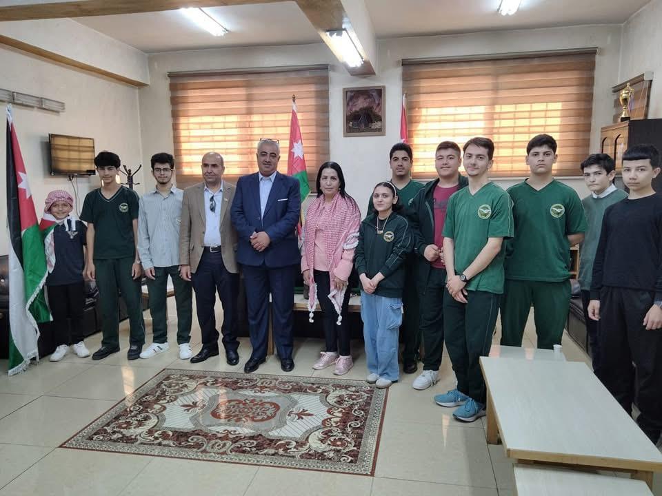مدرسة المعمدانية في عجلون تحتفل بعيد الاستقلال