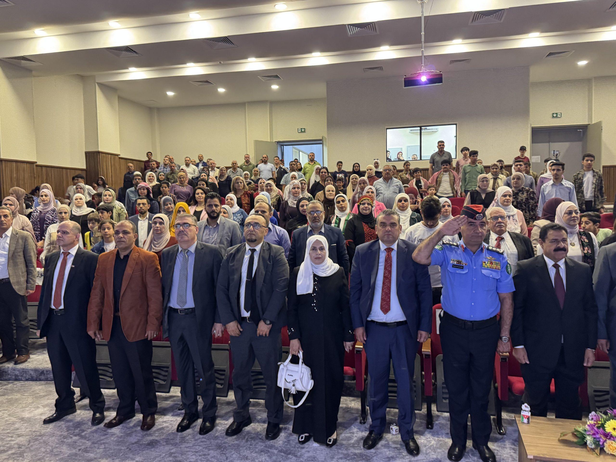 الهدايات يرعى احتفال تربية عجلون   بعيد الاستقلال...صور