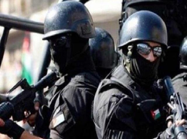 احباط تهريب 45 كغم من مادة الكريستال المخدرة