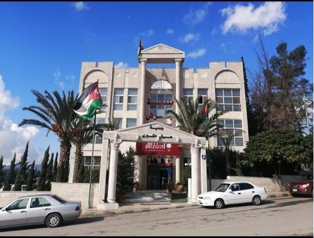 بلدية جرش تطلق المرحلة الثانية من مبادرة بنك الملابس