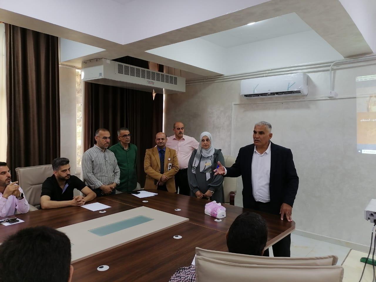 جلسة تعريفية بجائزة الحسين للعمل التطوعي في لواء المزار الشمالي