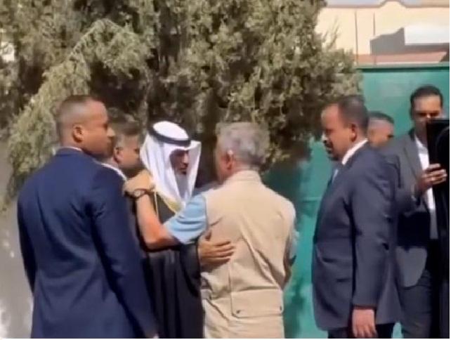 الملك في دارة الشيخ فارس ابوتايه