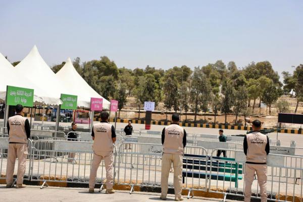 أمن الملاعب يباشرون تأمين ستاد عمّان استعدادا لمباراة النشامى