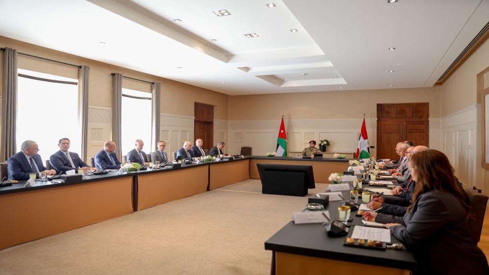 ولي العهد يترأس اجتماعا دوريا للمجلس الوطني لتكنولوجيا المستقبل