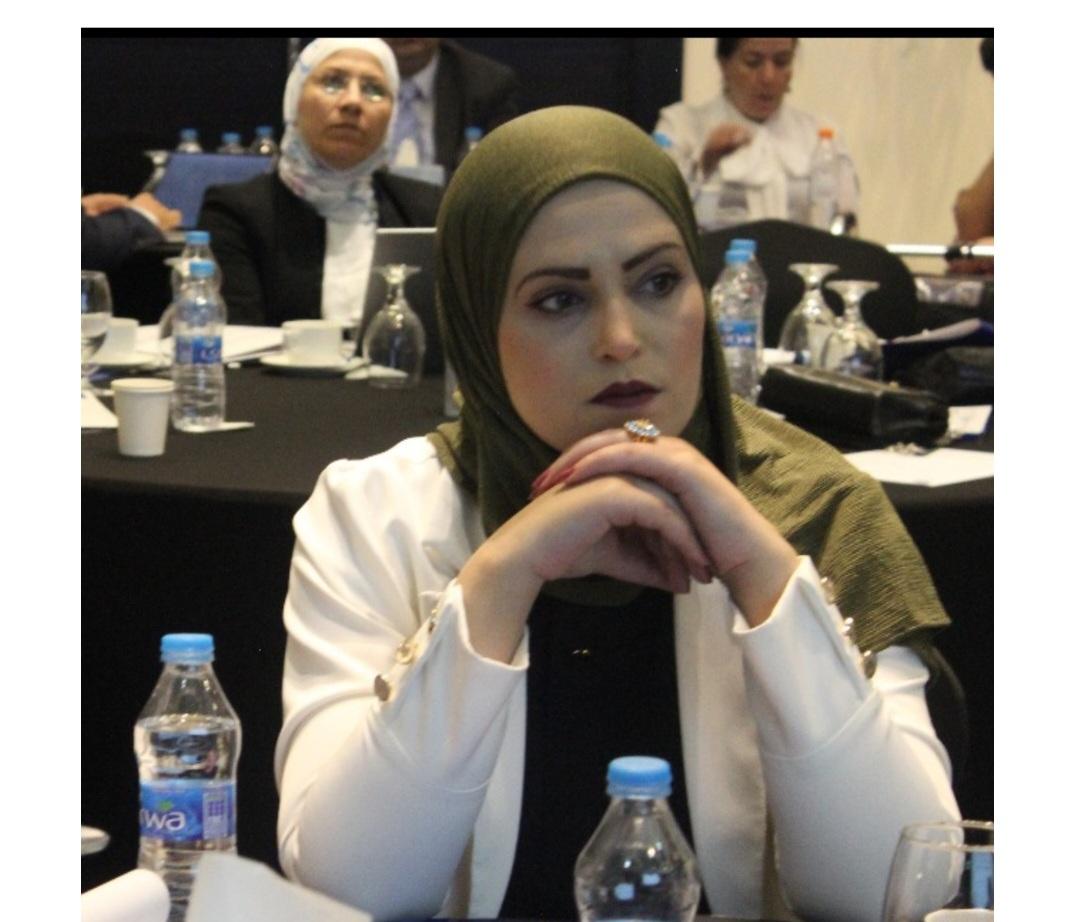 فجوة بين النص والتطبيق ، أم غياب للتربية؟!