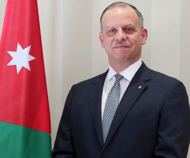 الأمير فيصل بن الحسين يؤدي اليمين الدستورية نائبا للملك