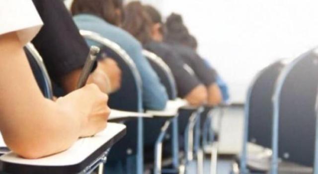   706  مخالفات  بحق طلبة التوجيهي .. والغاء دورتين لـ 350 مشتركا