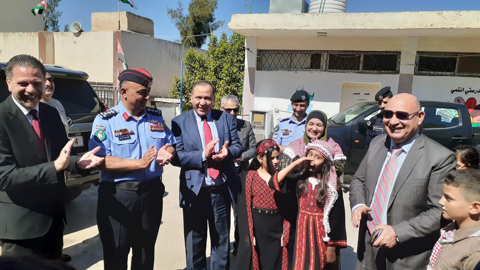 محافظ جرش يرعى يوماً زراعياً بيئياً في مدرسة الرشايدة الثانوية للبنات