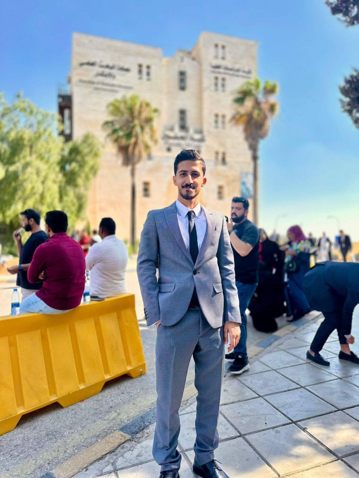 أحمد عصام فريحات…مبارك التخرج