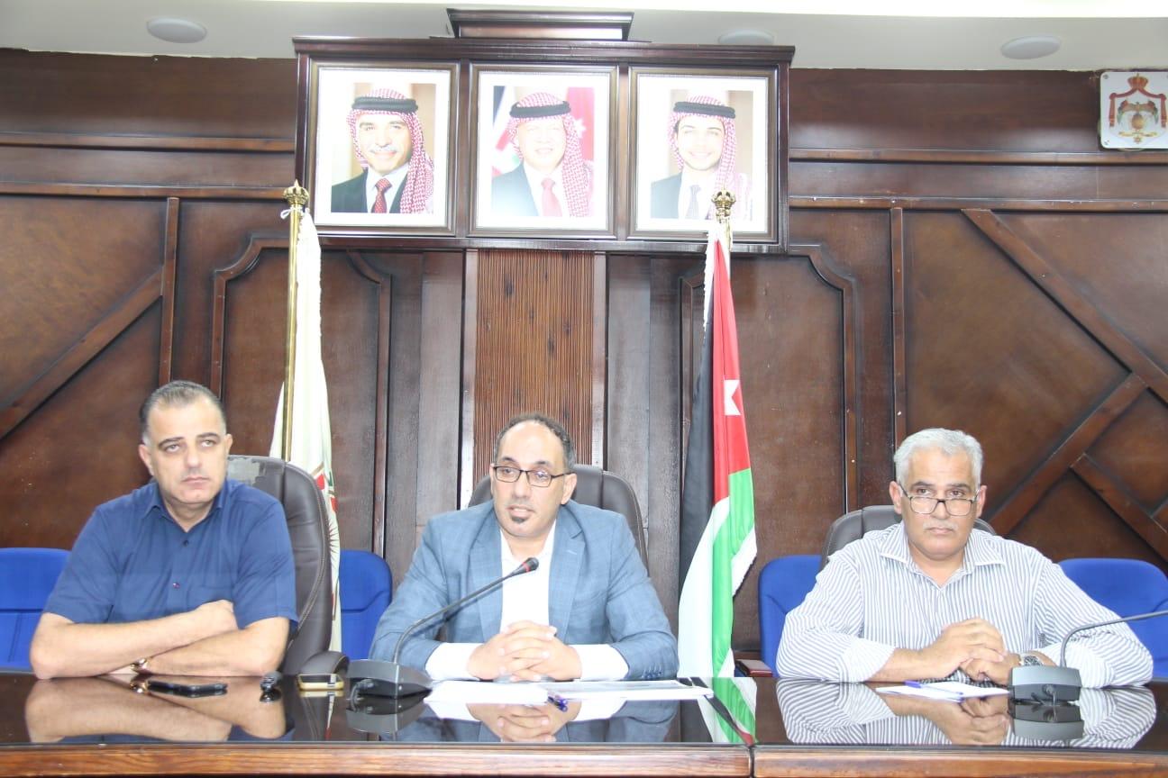 تواصل الجلسات التعريفية بجائزة الحسين للعمل التطوعي في إربد