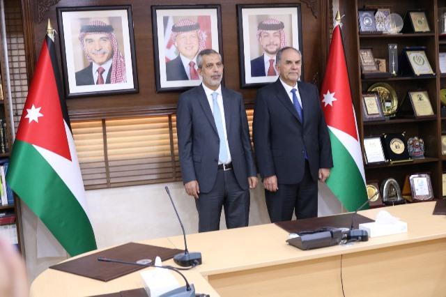 ٤٧ محاميا يؤدون اليمين القانونية أمام وزير العدل