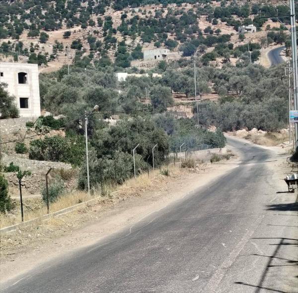 مطالبات بتوسعة طريق الزغدية في كفرنجه بسبب الكثافة المرورية
