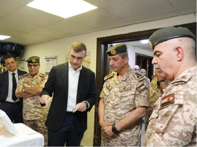 حموري: إدخال أجهزة مراقبة متقدمة بدائرة النسائية والتوليد