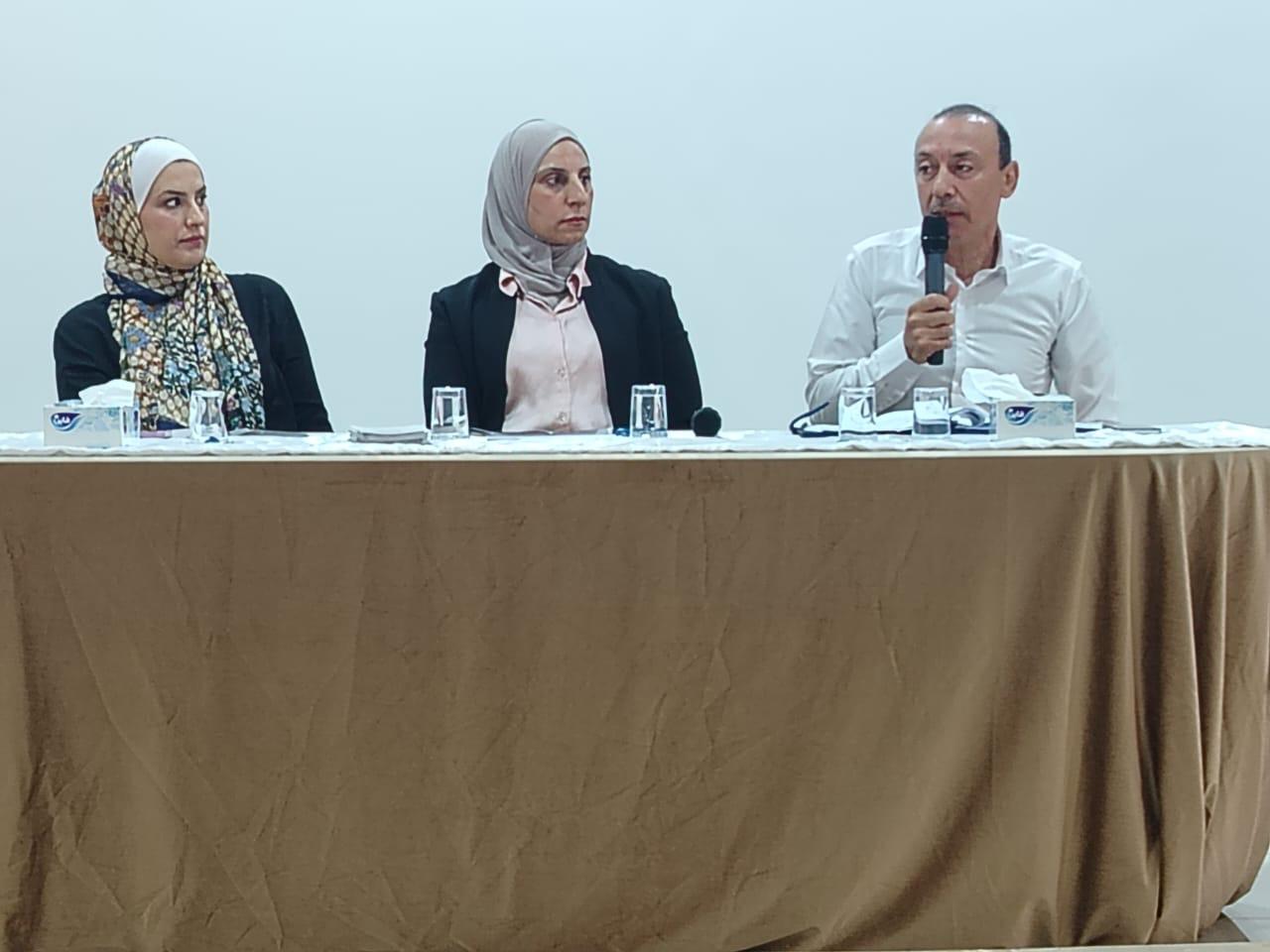 جلسة تعريفية بجائزة الحسين بن عبدالله الثاني للعمل التطوعي في لواء الوسطية