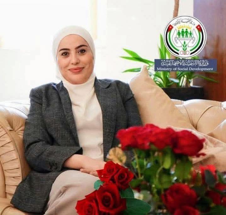 فريحات يهنئ الوزيرة وفاء بني مصطفى بتجديد الثقة الملكية
