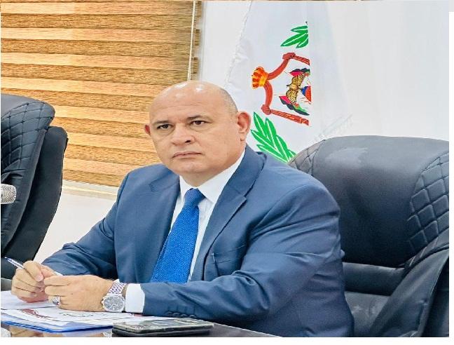 محافظ جرش يكشف تغيب 15 موظفا في مركز صحي