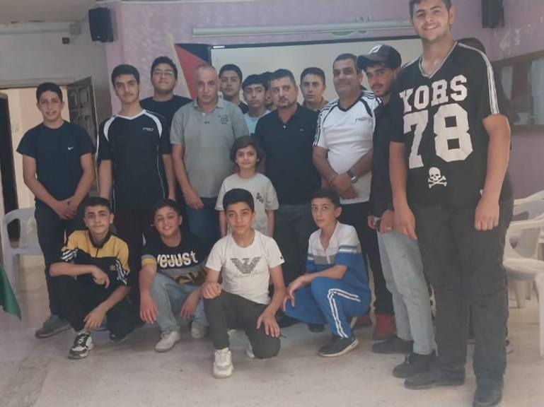 مركز شباب صخرة ينفذ ورشة عمل بعنوان 
